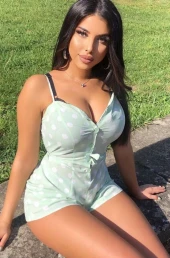 Проститутка Эма